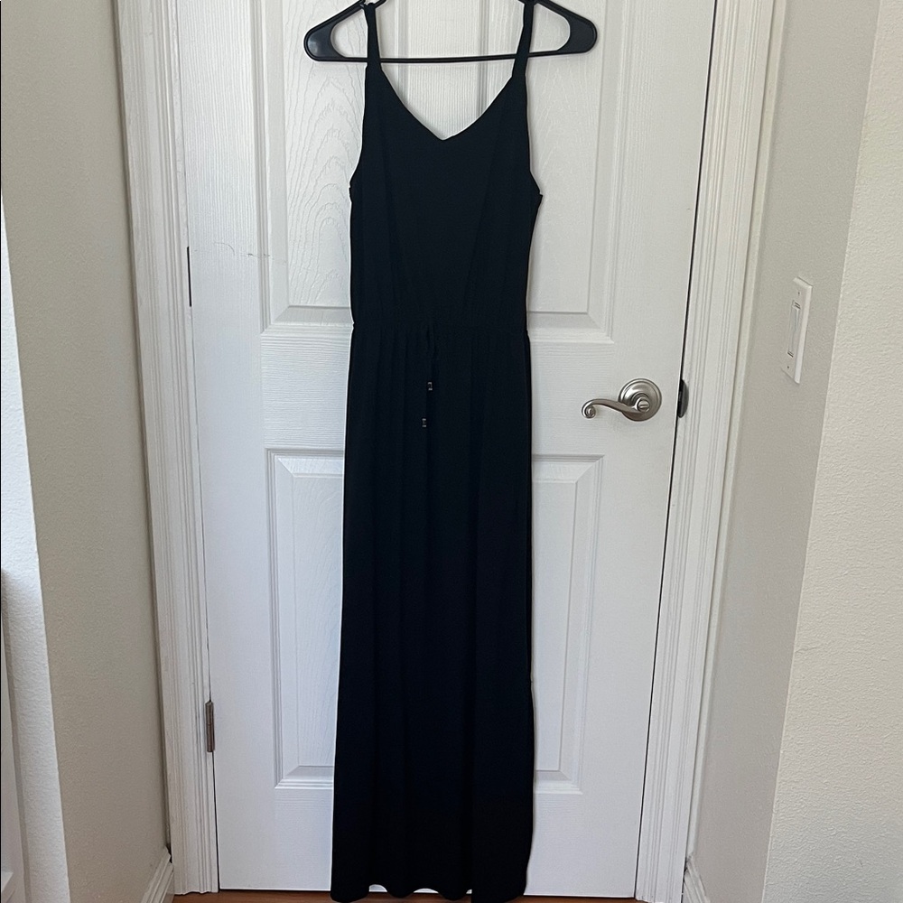 Black V-Neck Spaghetti Strap Maxi Dress